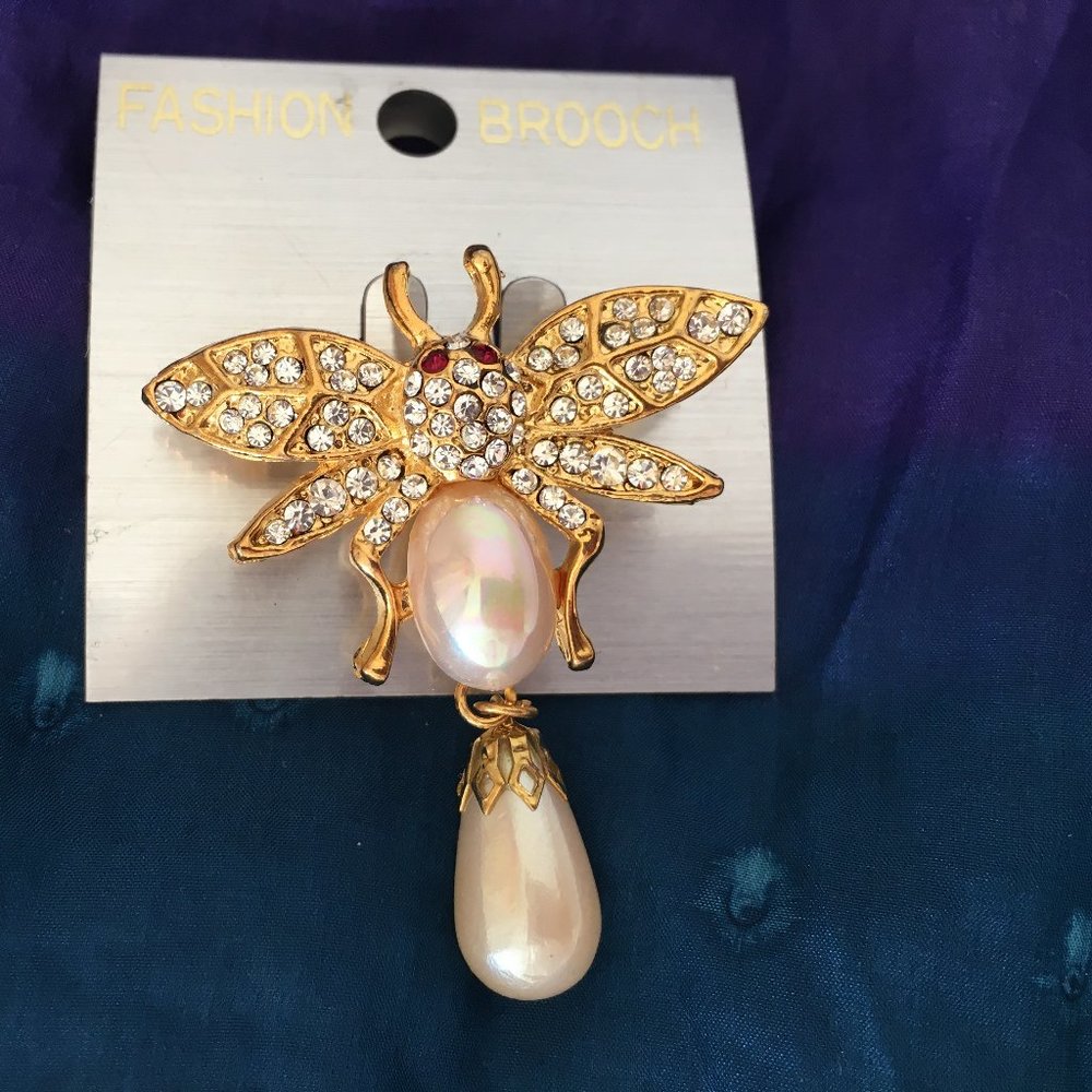 Fashion Brooch